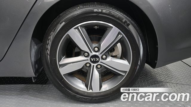 Kia K3 2018 — photo 7