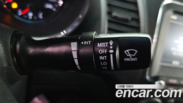 Kia K3 2018 — photo 28