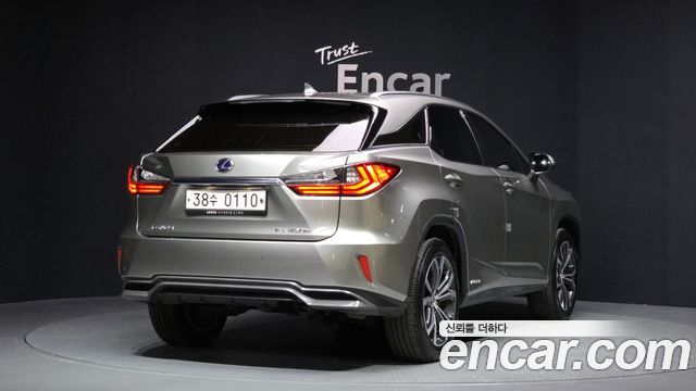 Lexus RX 2017 — photo 2