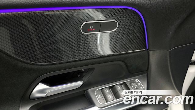 Mercedes-Benz GLA-Class 2022 — photo 23