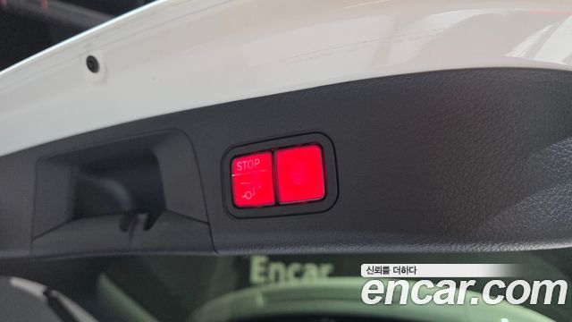 Mercedes-Benz GLA-Class 2022 — photo 26