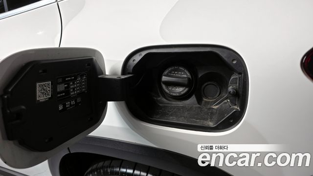 Mercedes-Benz GLA-Class 2022 — photo 29