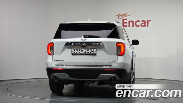 Ford Explorer 2020 — photo 4
