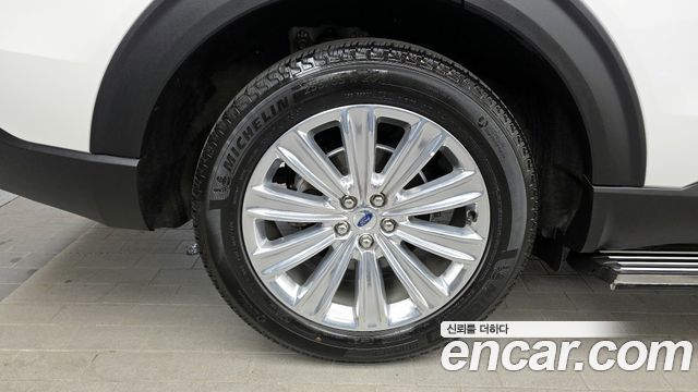 Ford Explorer 2020 — photo 5