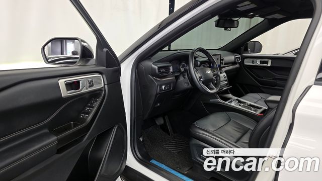 Ford Explorer 2020 — photo 13