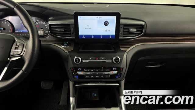 Ford Explorer 2020 — photo 19