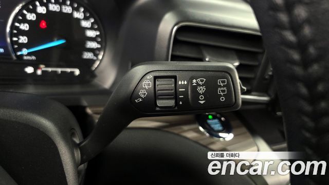 Ford Explorer 2020 — photo 28