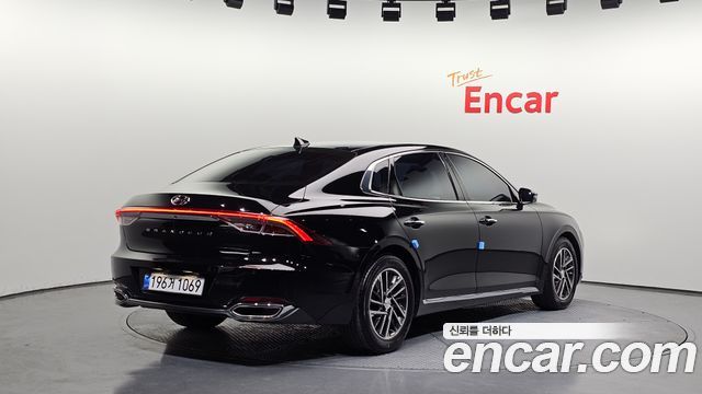 Hyundai Grandeur 2021 — photo 2