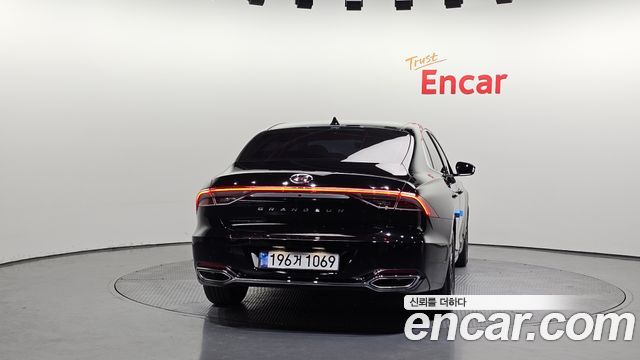Hyundai Grandeur 2021 — photo 4