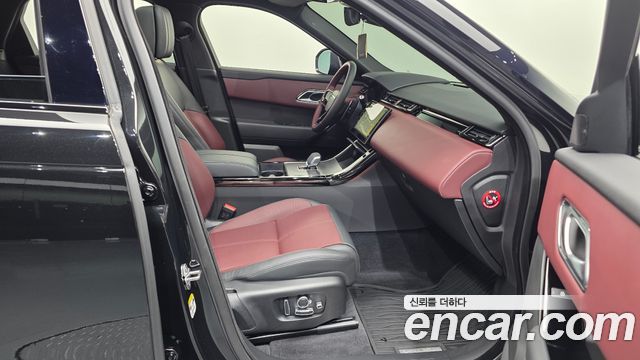Land Rover Range Rover Velar 2025 — photo 3