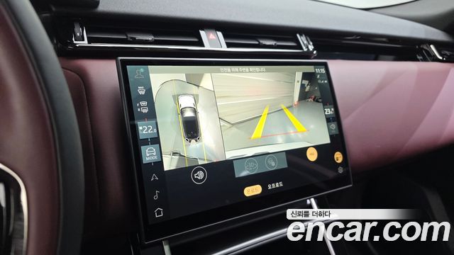 Land Rover Range Rover Velar 2025 — photo 15