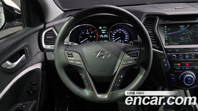 Hyundai Santafe 2016 — photo 19