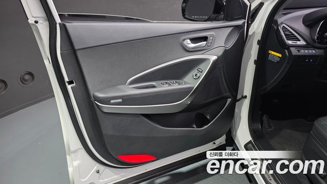 Hyundai Santafe 2016 — photo 14