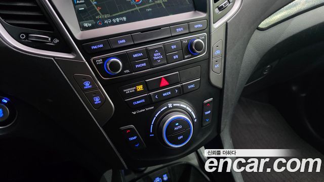 Hyundai Santafe 2016 — photo 28