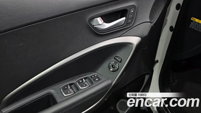 Hyundai Santafe 2016 — photo 30