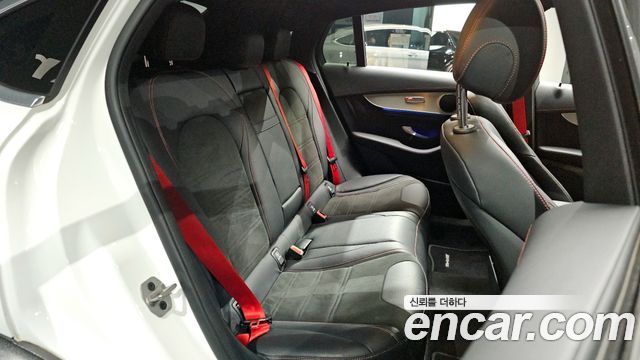Mercedes-Benz GLC-Class 2022 — photo 17
