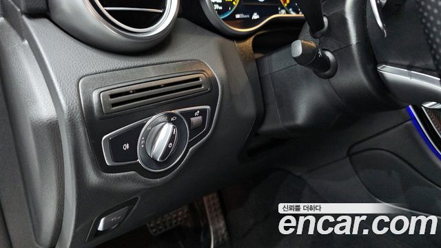 Mercedes-Benz GLC-Class 2022 — photo 30
