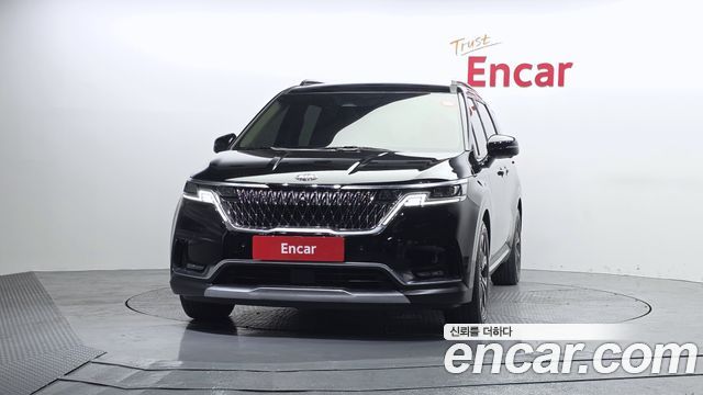 Kia Canival 2021 — photo 3