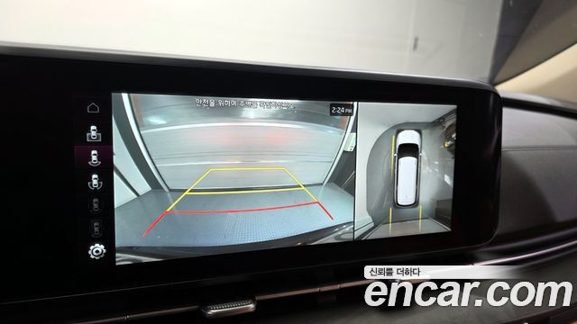 Kia Canival 2021 — photo 21