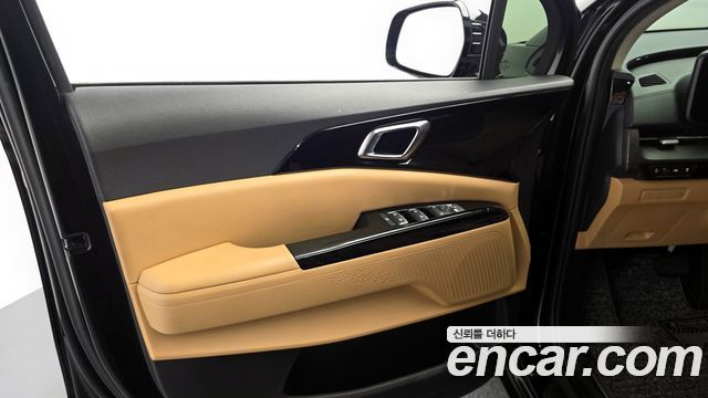 Kia Canival 2021 — photo 14
