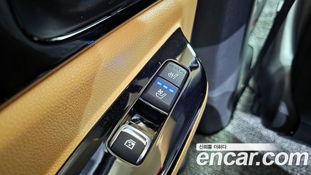 Kia Canival 2021 — photo 27