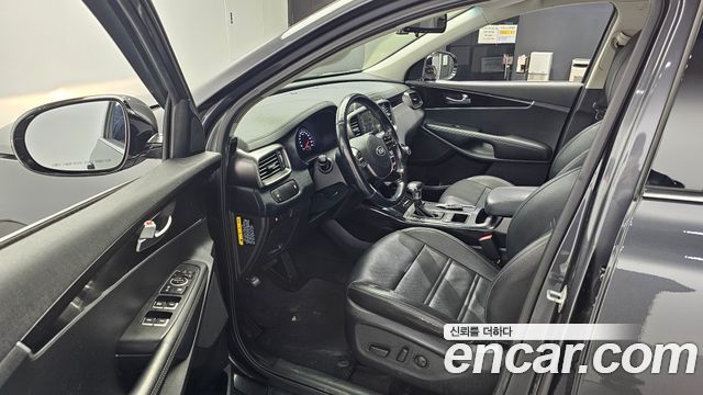 Kia Sorento 2018 — photo 13