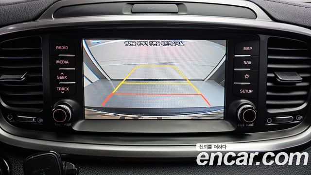 Kia Sorento 2018 — photo 21