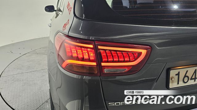 Kia Sorento 2018 — photo 9