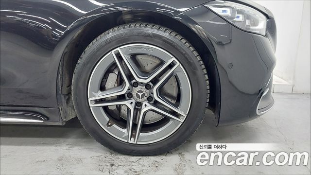 Mercedes-Benz S-Class 2023 — photo 5