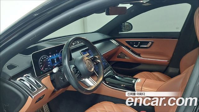 Mercedes-Benz S-Class 2023 — photo 13