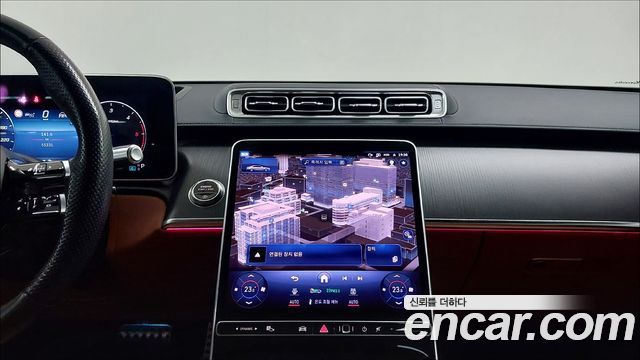 Mercedes-Benz S-Class 2023 — photo 16