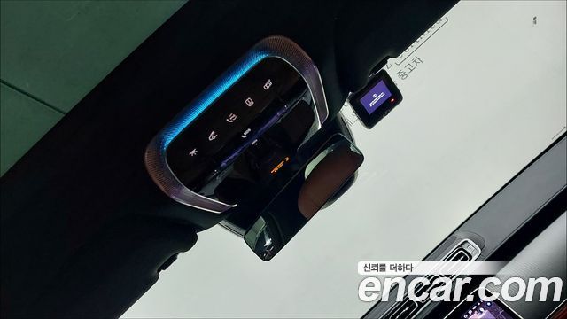 Mercedes-Benz S-Class 2023 — photo 17