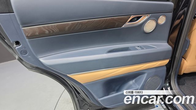 Genesis GV80 2021 — photo 15