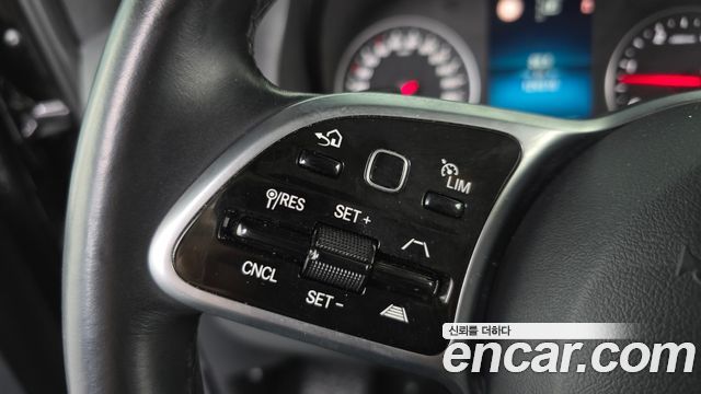 Mercedes-Benz Sprinter 2023 — photo 33