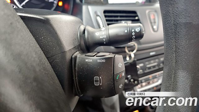Renault Korea SM5  2013 — photo 24