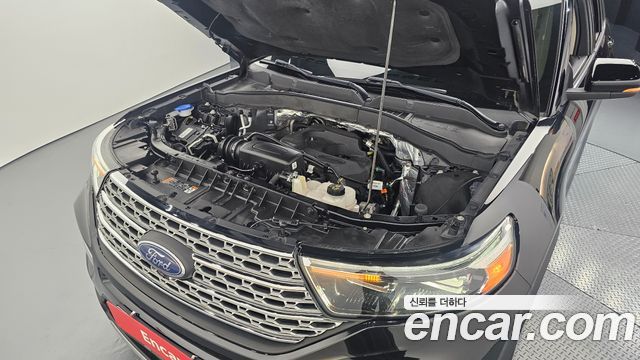 Ford Explorer 2020 — photo 6