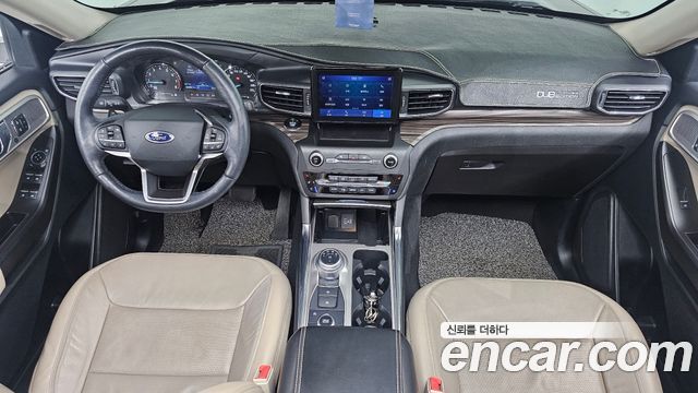 Ford Explorer 2020 — photo 10
