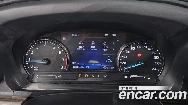 Ford Explorer 2020 — photo 11
