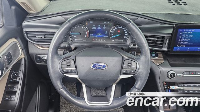 Ford Explorer 2020 — photo 19