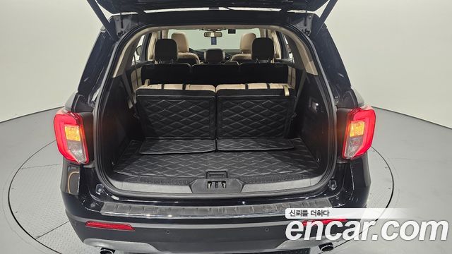 Ford Explorer 2020 — photo 32