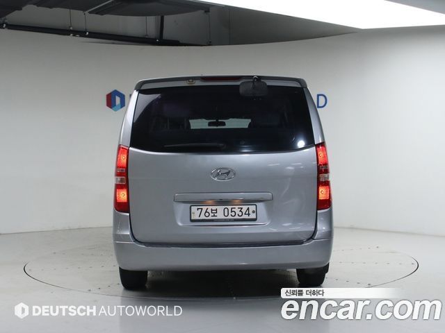 Hyundai Starex 2015 — photo 4