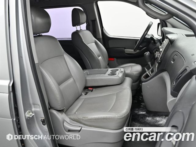 Hyundai Starex 2015 — photo 10