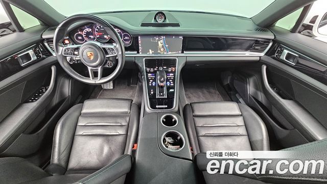 Porsche Panamera 2020 — photo 7