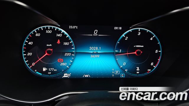 Mercedes-Benz C-Class 2021 — photo 8