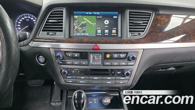 Hyundai Genesis 2016 — photo 20