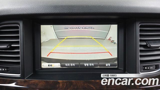 Hyundai Genesis 2016 — photo 22