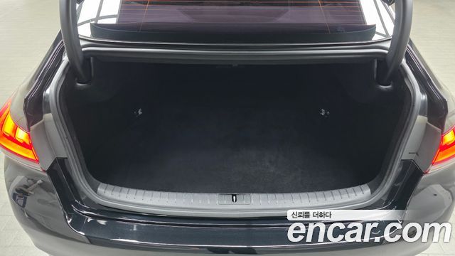 Hyundai Genesis 2016 — photo 26