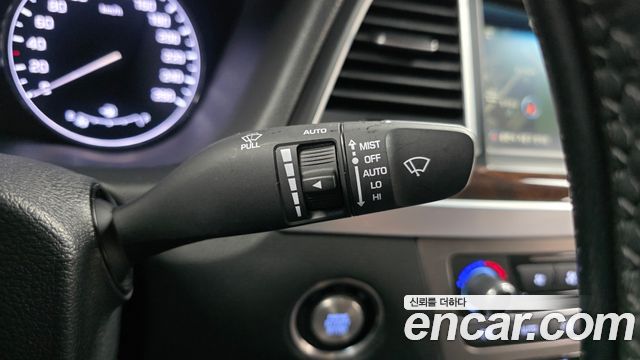 Hyundai Genesis 2016 — photo 27