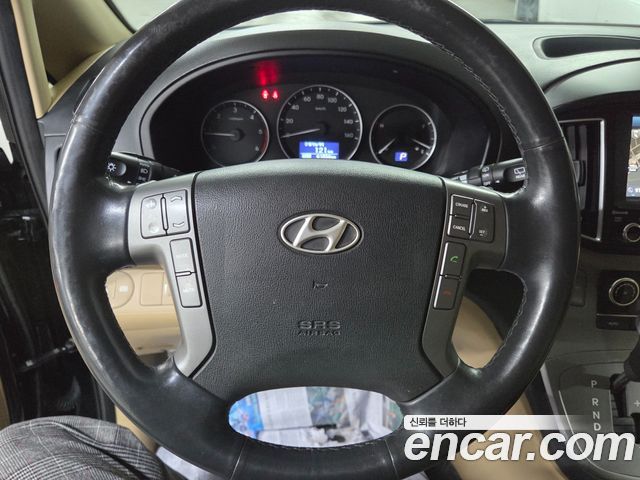 Hyundai Starex 2017 — photo 7
