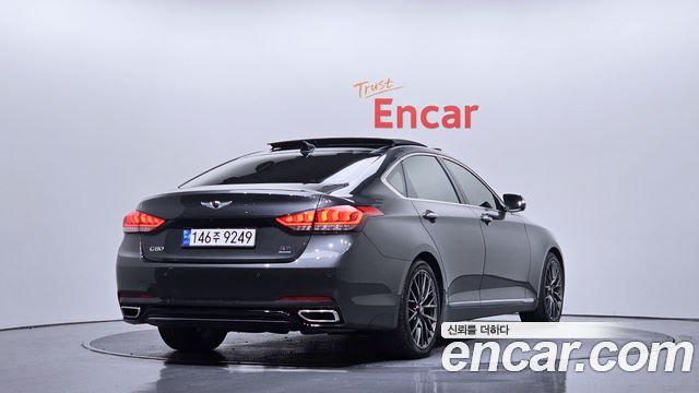 Genesis G80 2017 — photo 2